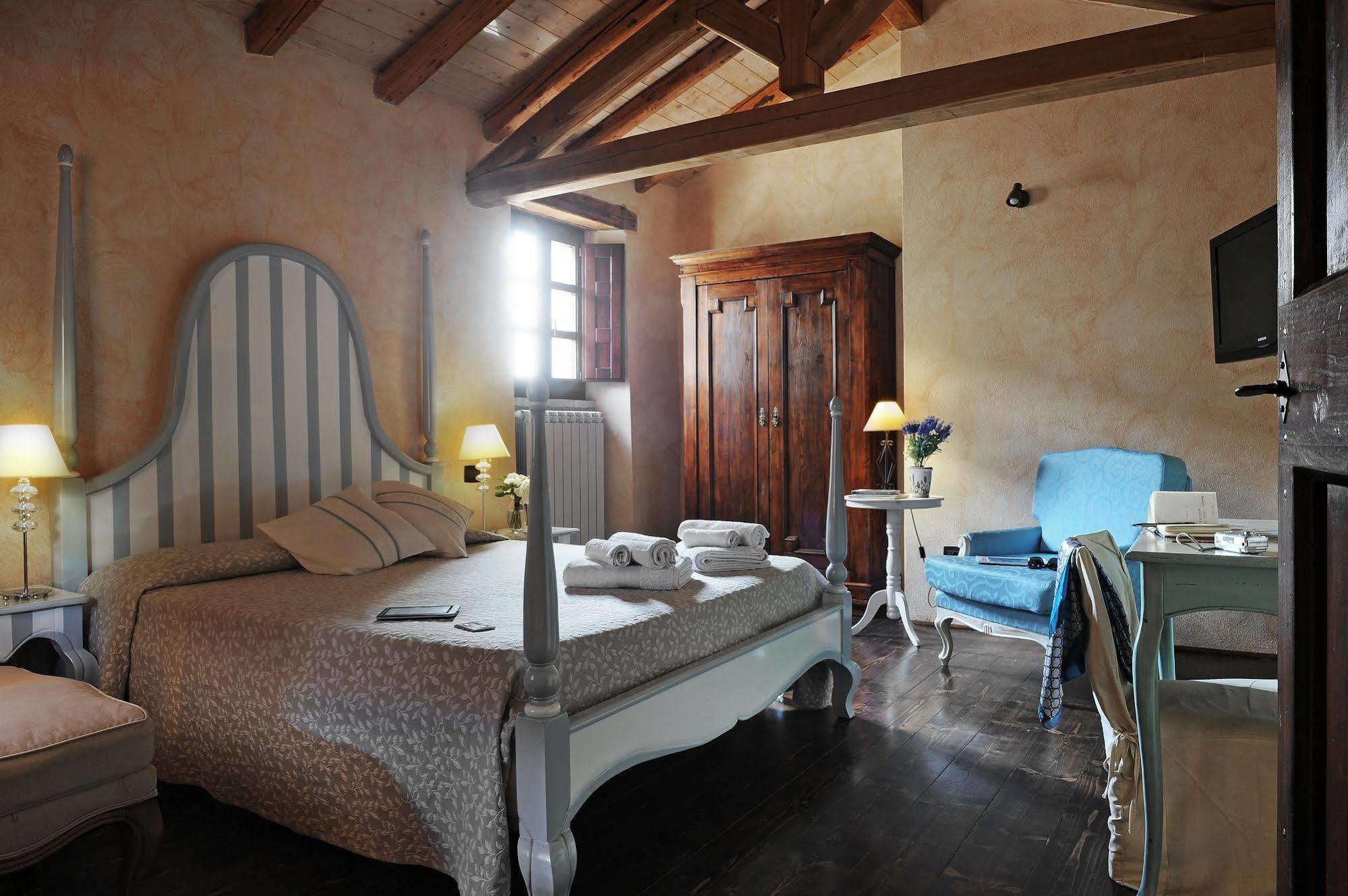 Antica Locanda Lunetta Màndas Extérieur photo