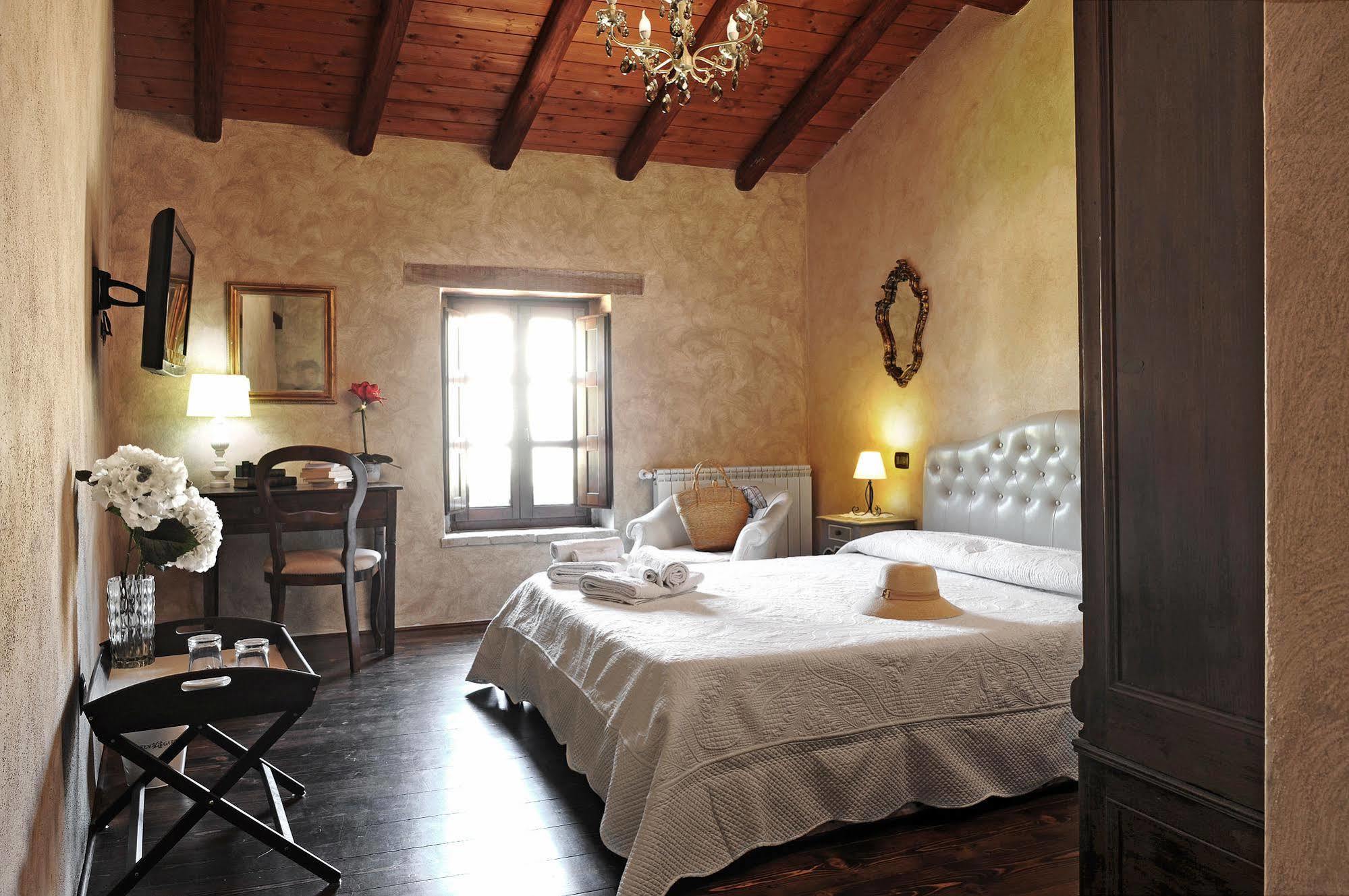 Antica Locanda Lunetta Màndas Extérieur photo